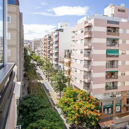 Bonito Zona Weyler 아파트